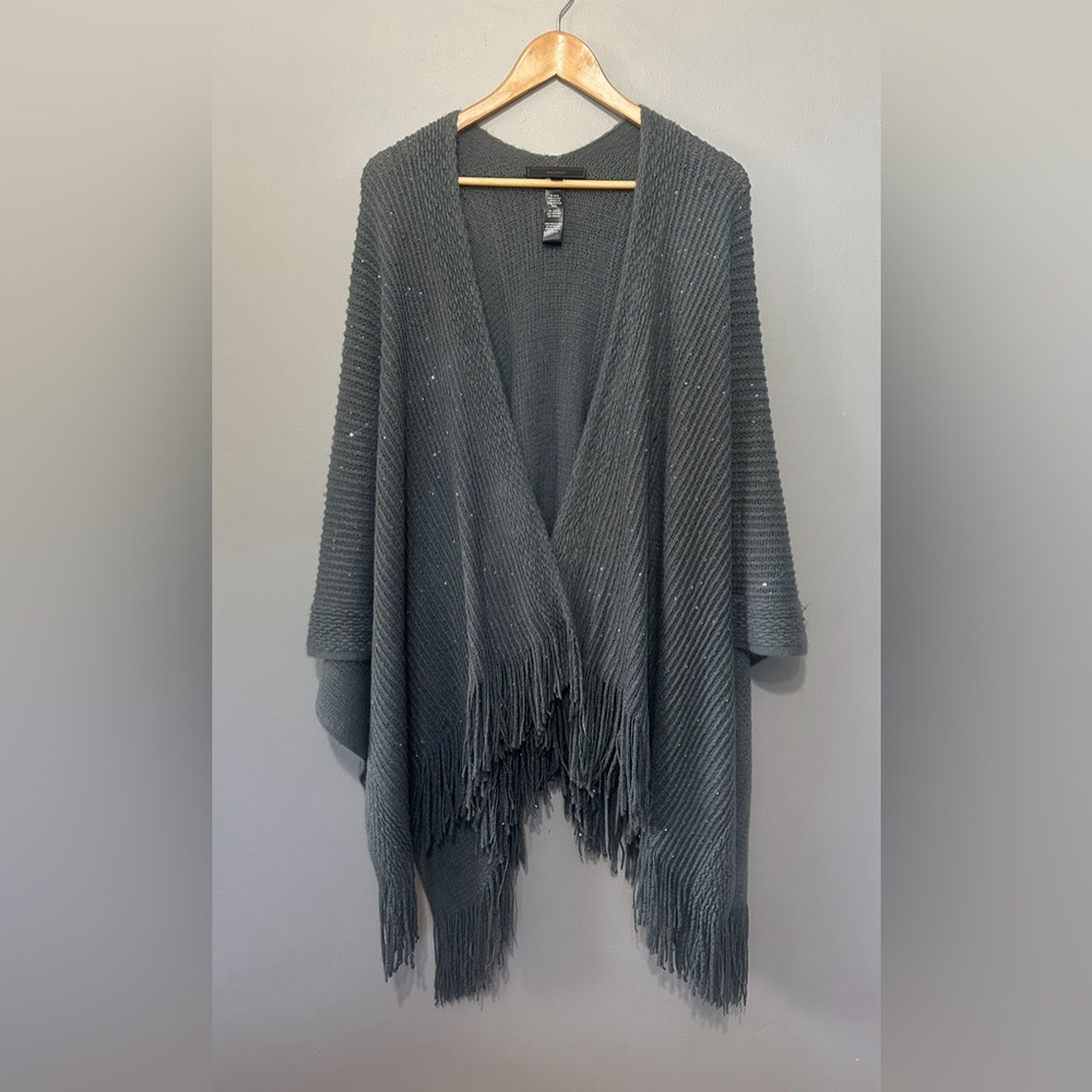 MAXSPORT Gray Shawl/Wrap Scattered Sequins, Fringe, One Size EUC!!